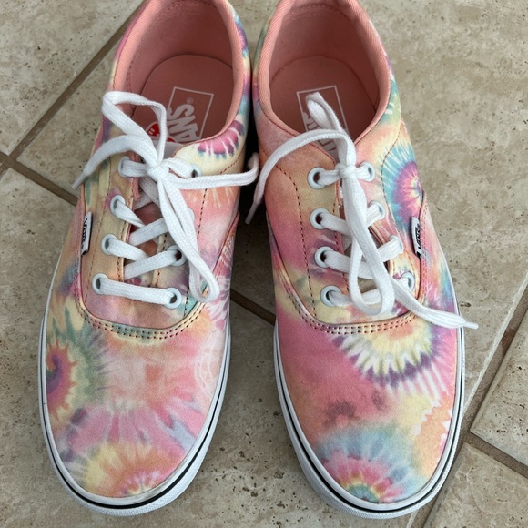 Womens Vans NWOT - Picture 7 of 9